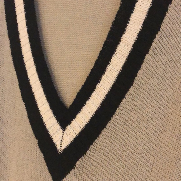 Superdown Bobbie v neck sweater in light grey multi - Picture 3 of 8